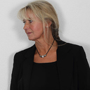 Claudia Strobel